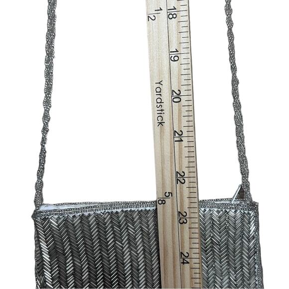 Beaded Silver Metallic Evening Bag with Chain Shoulder Strap Zip Closure Small - Picture 9 of 11